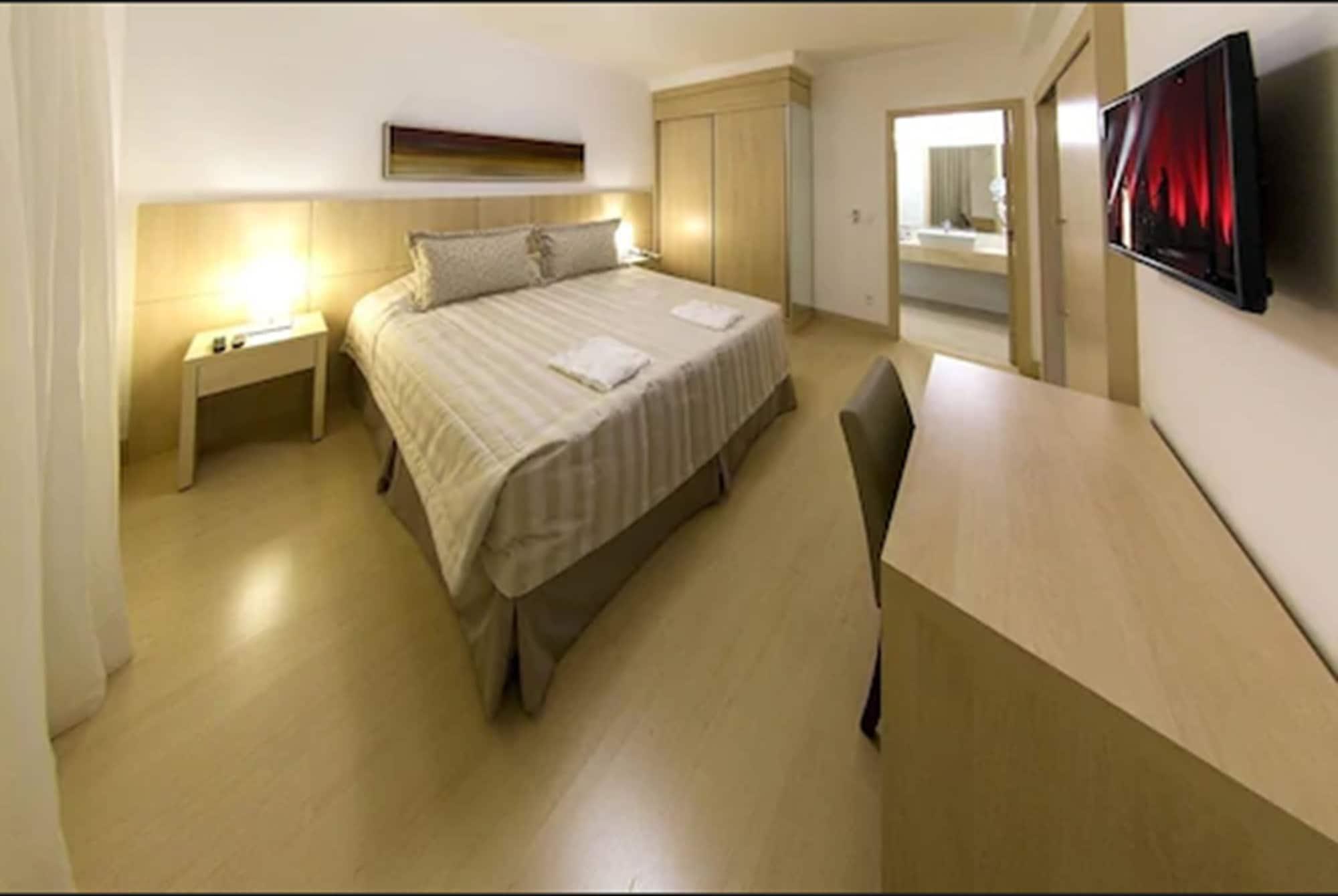Hotel Mont Blanc Premium Ribeirão Preto Esterno foto A room at the hotel