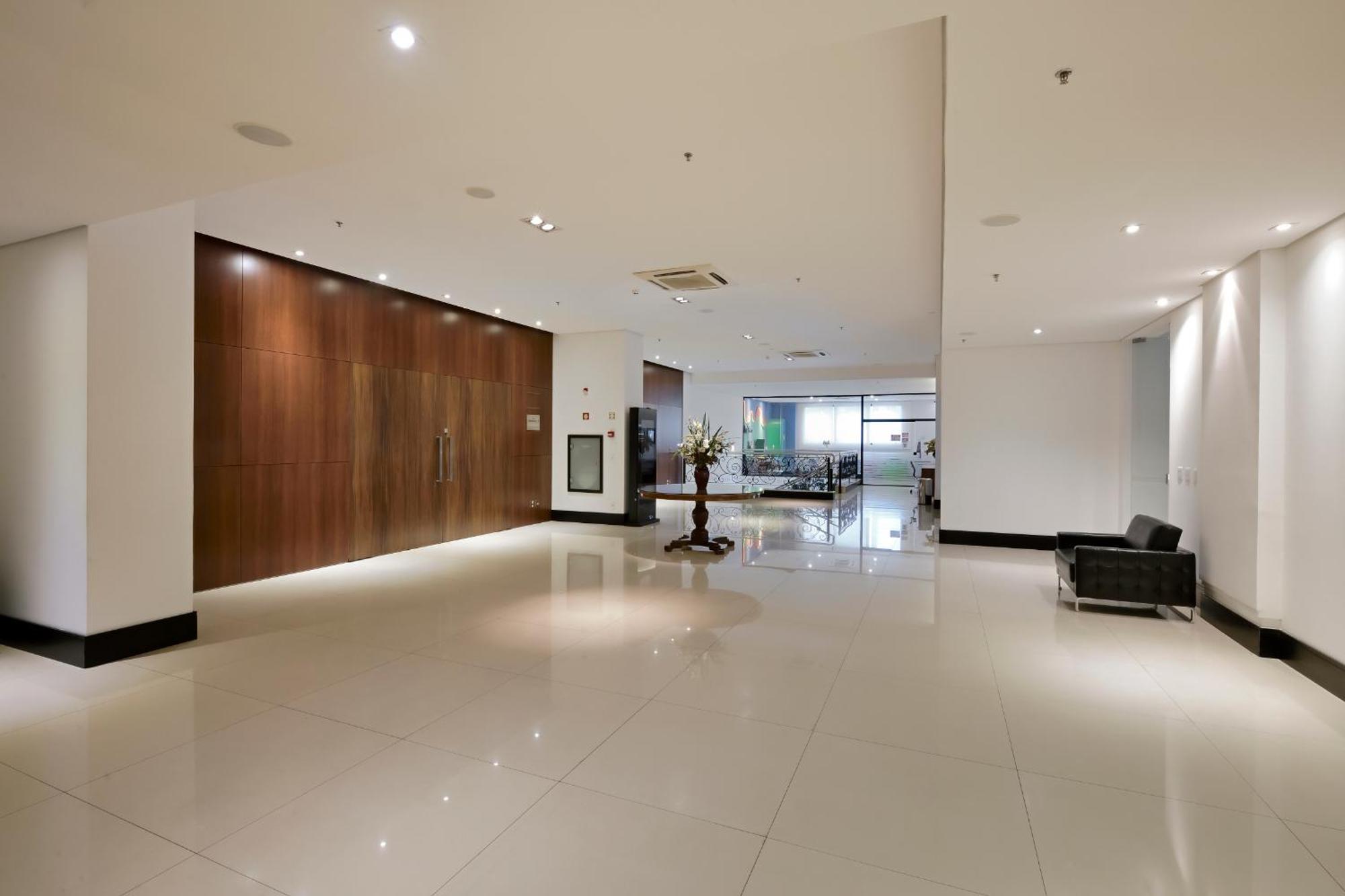 Hotel Mont Blanc Premium Ribeirão Preto Esterno foto The lobby of the hotel
