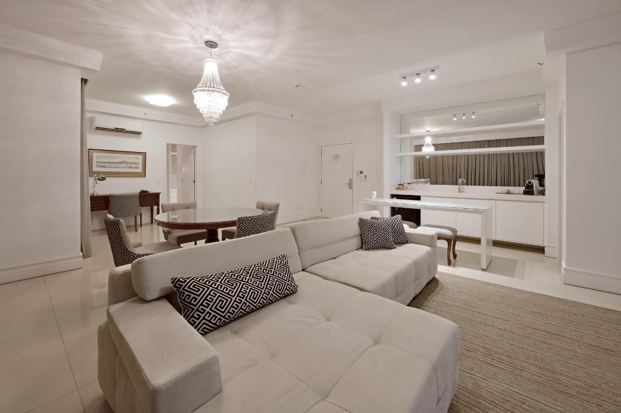 Hotel Mont Blanc Premium Ribeirão Preto Camera foto A living room in a condominium