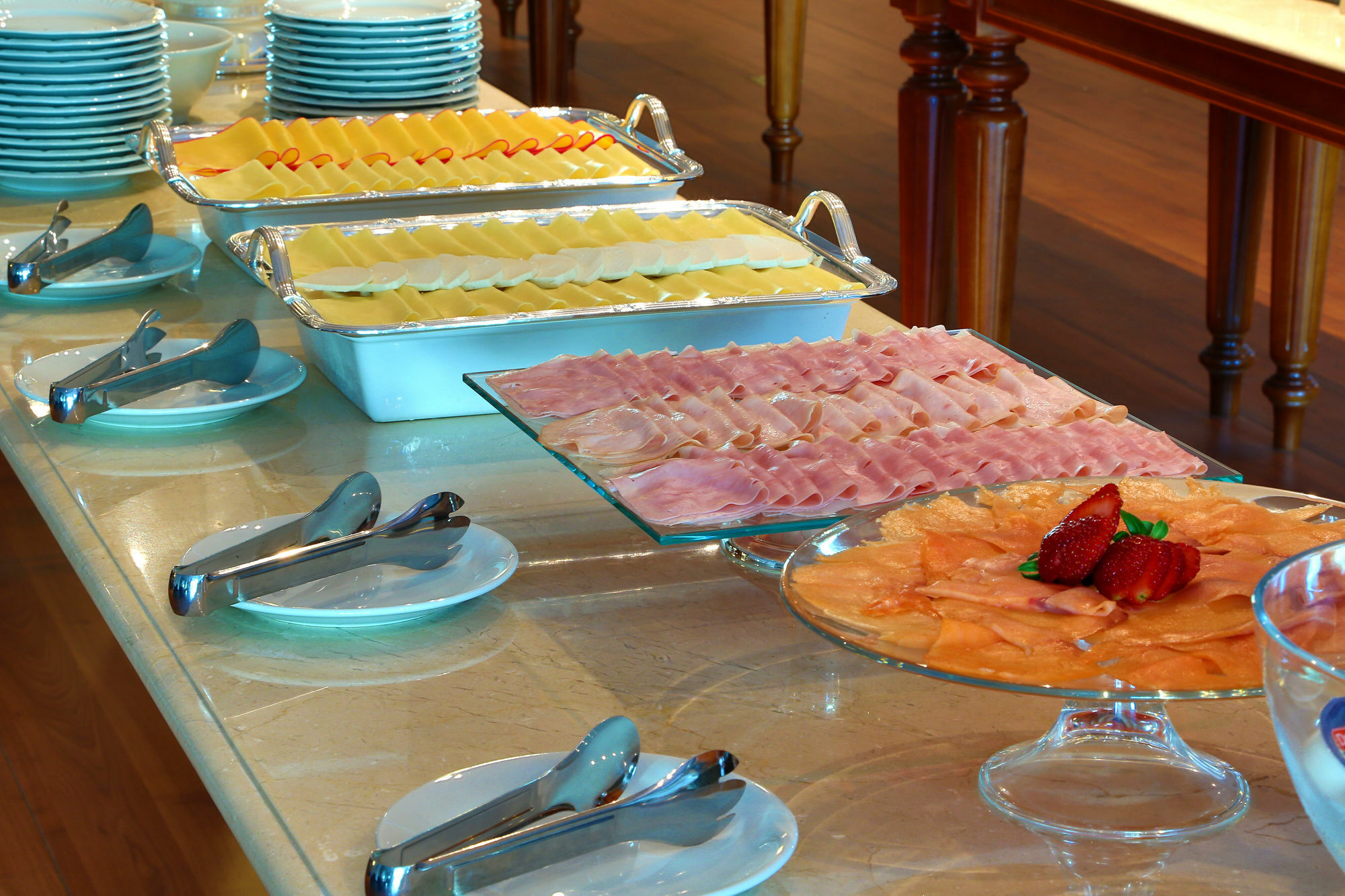 Hotel Mont Blanc Premium Ribeirão Preto Esterno foto A buffet